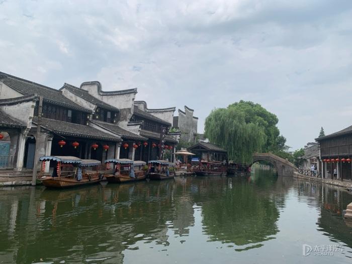 流星雨怎么形成的？游戏画面